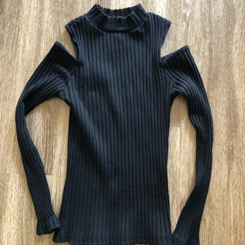 Beautiful black long sleeve shirt